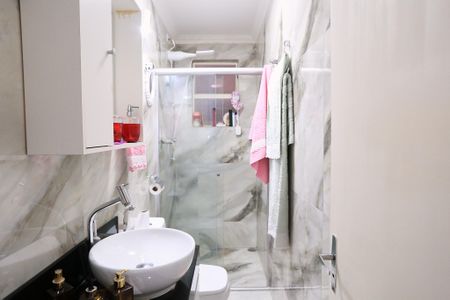 Casa à venda com 88m², 2 quartos e 1 vaga Casa à venda com 88m², 2 quartos e 1 vagaBanheiro