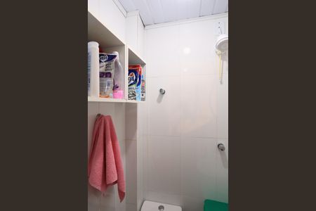 Casa à venda com 88m², 2 quartos e 1 vaga Casa à venda com 88m², 2 quartos e 1 vagaBanheiro de serviço