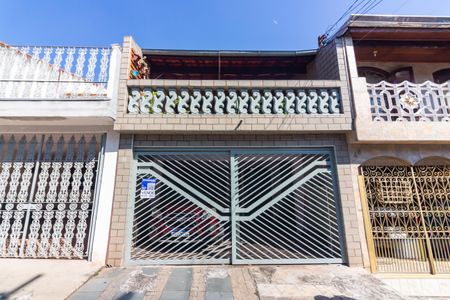 Casa à venda com 187m², 4 quartos e 2 vagasFachada