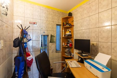 Casa à venda com 187m², 4 quartos e 2 vagasEscritório