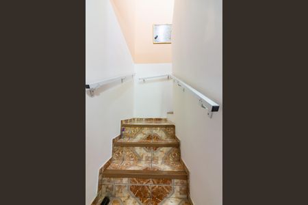 Casa à venda com 187m², 4 quartos e 2 vagasEscada