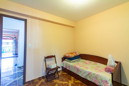 Casa à venda com 187m², 4 quartos e 2 vagasQuarto 3