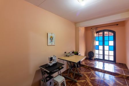 Casa à venda com 187m², 4 quartos e 2 vagasQuarto 1