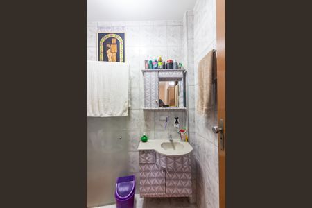 Casa à venda com 187m², 4 quartos e 2 vagasBanheiro 2