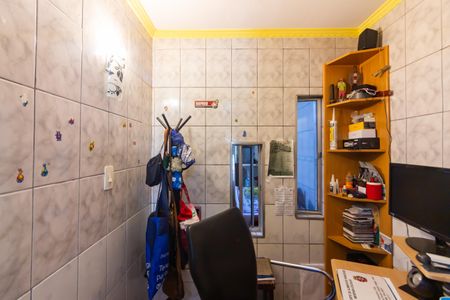 Casa à venda com 187m², 4 quartos e 2 vagasEscritório