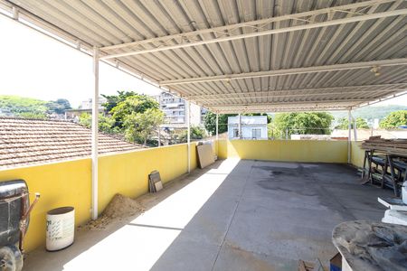 Casa para alugar com 403m², 3 quartos e 2 vagas Casa para alugar com 403m², 3 quartos e 2 vagasTerraço