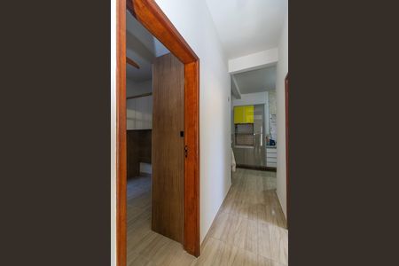 Casa para alugar com 403m², 3 quartos e 2 vagas Casa para alugar com 403m², 3 quartos e 2 vagasCorredor