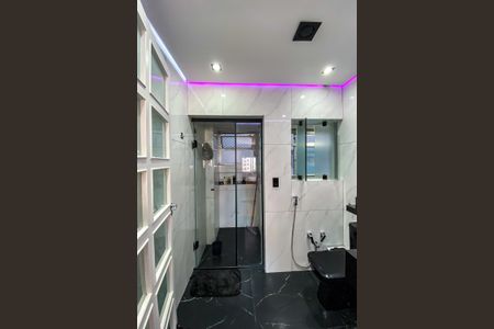 Apartamento para alugar com 65m², 2 quartos e 1 vagaBanheiro da Suíte