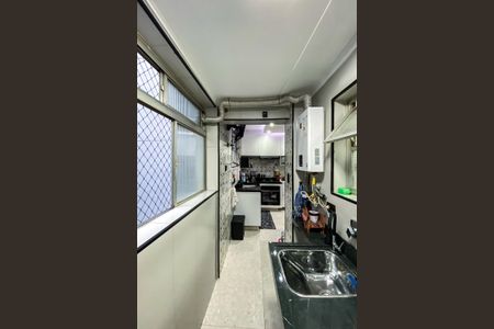 Apartamento para alugar com 65m², 2 quartos e 1 vagaÁrea de Serviço