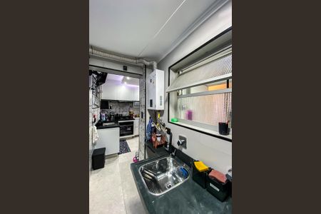 Apartamento para alugar com 65m², 2 quartos e 1 vagaÁrea de Serviço