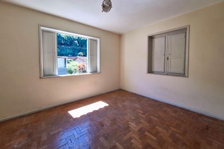 Sala de apartamento à venda com 2 quartos, 70m² em Fátima, Niterói