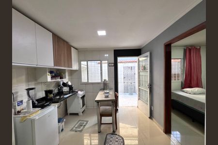 Sala e Cozinha de casa para alugar com 1 quarto, 30m² em Vargem Grande, Rio de Janeiro