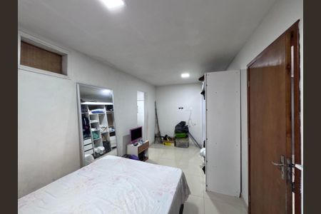 Suíte de casa para alugar com 1 quarto, 30m² em Vargem Grande, Rio de Janeiro
