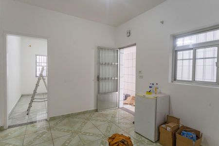 Casa para alugar com 115m², 2 quartos e 2 vagasSala 