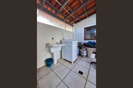 Casa à venda com 350m², 3 quartos e 3 vagasÁrea de Serviço
