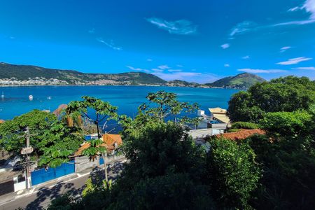 Casa à venda com 350m², 3 quartos e 3 vagasSala 1
