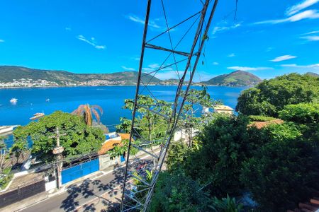 Casa à venda com 350m², 3 quartos e 3 vagasQuarto 2
