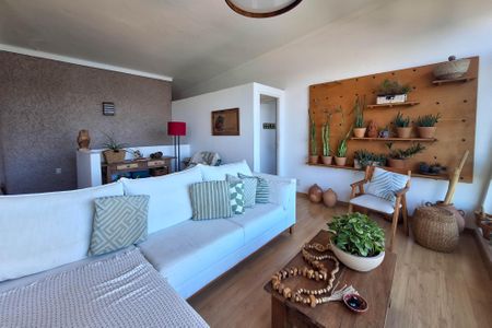Casa à venda com 350m², 3 quartos e 3 vagasSala 1