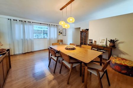 Casa à venda com 350m², 3 quartos e 3 vagasSala 2