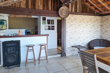 Casa à venda com 350m², 3 quartos e 3 vagasQuintal