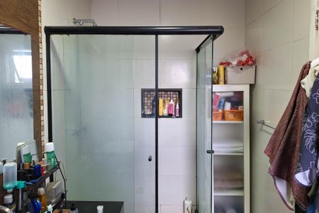 Casa à venda com 350m², 3 quartos e 3 vagasBanheiro da Suíte 1
