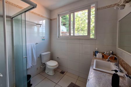 Casa à venda com 350m², 3 quartos e 3 vagasBanheiro Social