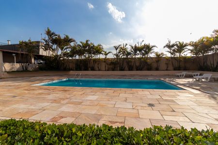Apartamento à venda com 60m², 2 quartos e 1 vagaÁrea comum - Piscina