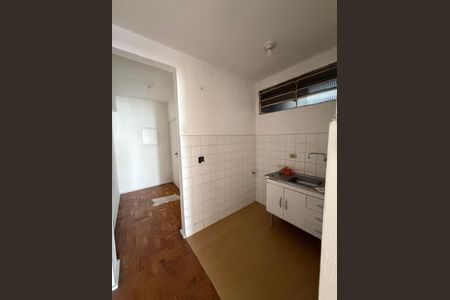 Cozinha de kitnet/studio à venda com 1 quarto, 39m² em Vila Buarque, São Paulo