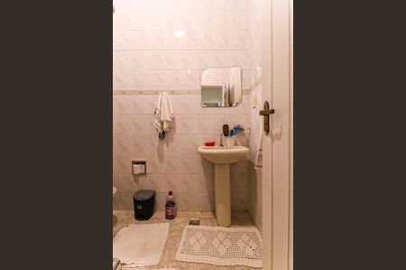 Casa à venda com 120m², 3 quartos e 1 vagaBanheiro