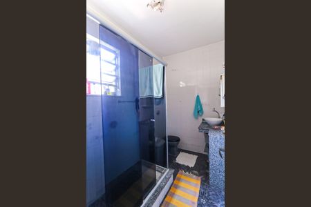 Casa à venda com 120m², 3 quartos e 1 vagaBanheiro