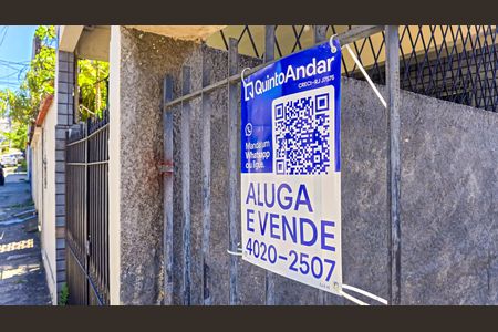 Casa à venda com 120m², 3 quartos e 1 vagaFachada com placa