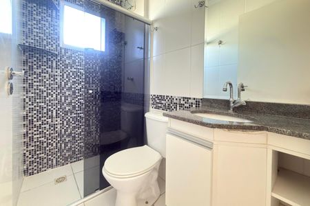 Apartamento à venda com 50m², 2 quartos e 1 vaga Apartamento à venda com 50m², 2 quartos e 1 vagaBanheiro