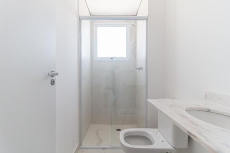 Apartamento para alugar com 62m², 2 quartos e 1 vaga Apartamento para alugar com 62m², 2 quartos e 1 vagaBanheiro da Suíte