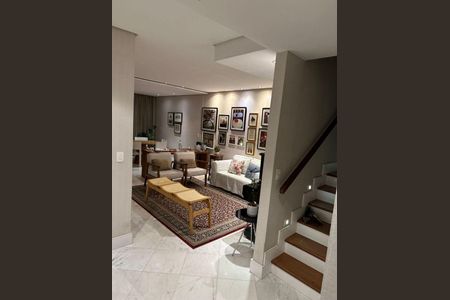 Casa à venda com 3 quartos, 180m² em Tamboré, Santana de Parnaíba