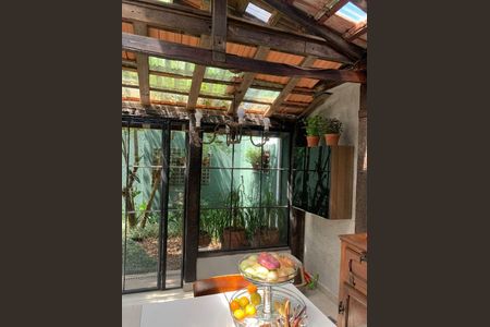 Casa à venda com 3 quartos, 180m² em Tamboré, Santana de Parnaíba