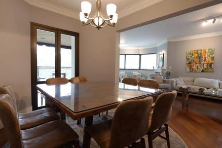 Apartamento à venda com 4 quartos, 246m² em Vila Andrade, São Paulo