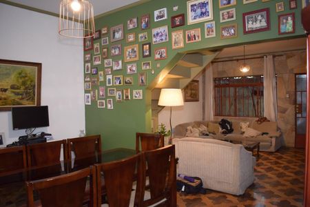 Casa à venda com 3 quartos, 170m² em Mirandópolis, São Paulo