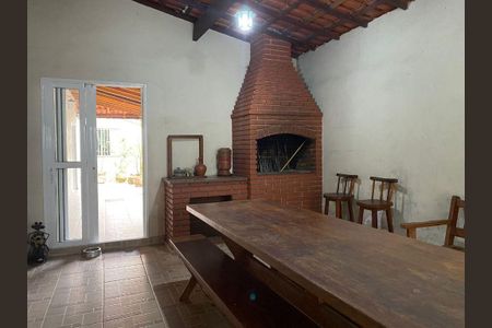 Casa à venda com 3 quartos, 261m² em Santa Terezinha, São Bernardo do Campo