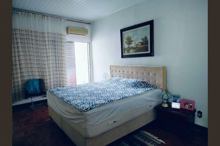 Casa à venda com 4 quartos, 350m² em Ipiranga, São Paulo