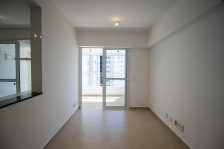 Sala de apartamento para alugar com 3 quartos, 80m² em Parque Campolim, Sorocaba