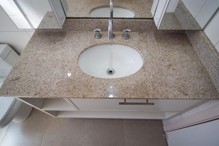 Apartamento para alugar com 80m², 3 quartos e 2 vagasBanheiro da Suíte