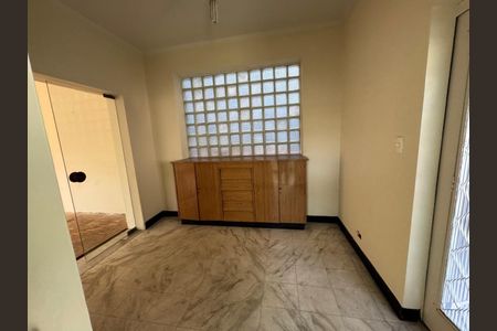 Casa à venda com 4 quartos, 247m² em Jardim Paulista, São Paulo