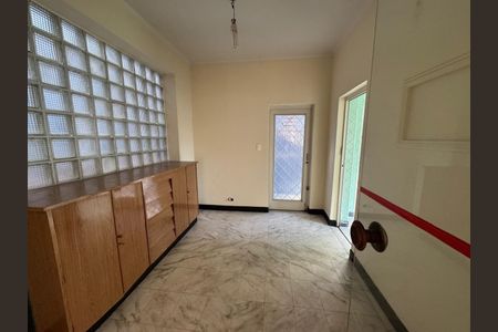 Casa à venda com 4 quartos, 247m² em Jardim Paulista, São Paulo