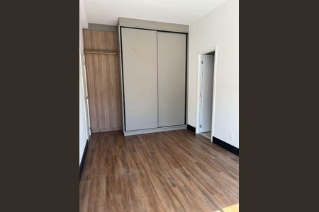 Casa à venda com 3 quartos, 200m² em Residencial Tambore III, Santana de Parnaíba