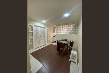 Casa à venda com 4 quartos, 250m² em Nova Petrópolis, São Bernardo do Campo