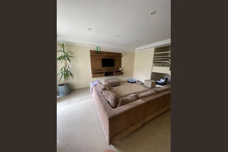 Casa à venda com 4 quartos, 250m² em Nova Petrópolis, São Bernardo do Campo