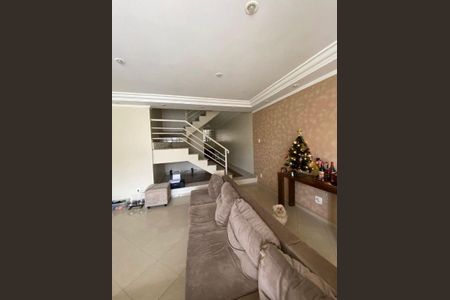 Casa à venda com 4 quartos, 250m² em Nova Petrópolis, São Bernardo do Campo