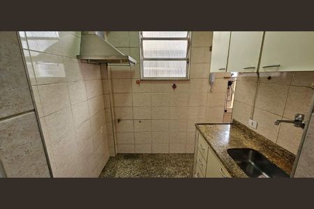 Apartamento à venda com 76m², 2 quartos e sem vaga
