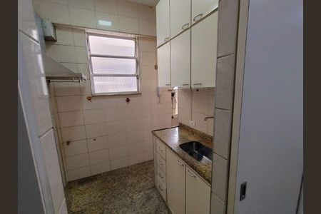 Apartamento à venda com 76m², 2 quartos e sem vaga