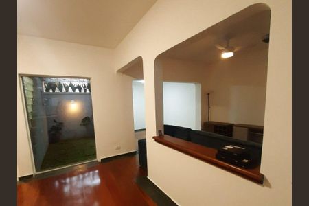 Casa à venda com 3 quartos, 250m² em Planalto Paulista, São Paulo